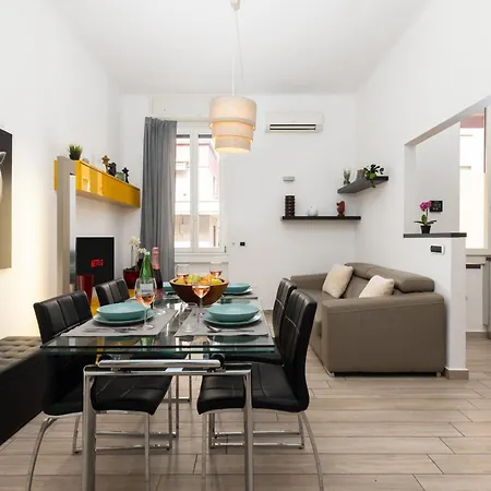 I Prime Location I Metro At Your Door, Duomo In 15 Min! Apartment
