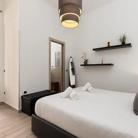 Appartamento I Prime Location I Metro At Your Door, Duomo In 15 Min! *