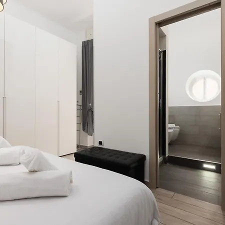 Apartment I Prime Location I Metro At Your Door, Duomo In 15 Min! Milan